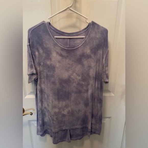 American Eagle Outfitters Tops - American Eagle ~ Blue Tie Dye Oversized Soft Shirt ~ Size Small (runs big)